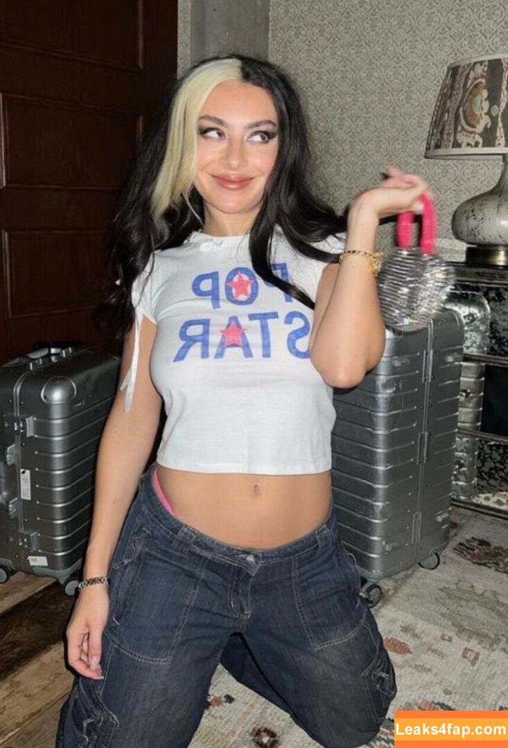 Charli XCX / charli_xcx / charlignarly / charlixcx / https: leaked photo photo #0528
