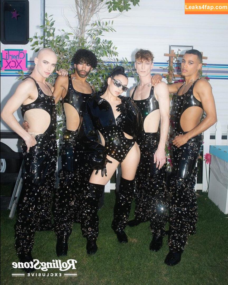 Charli XCX / charli_xcx / charlignarly / charlixcx / https: leaked photo photo #0540