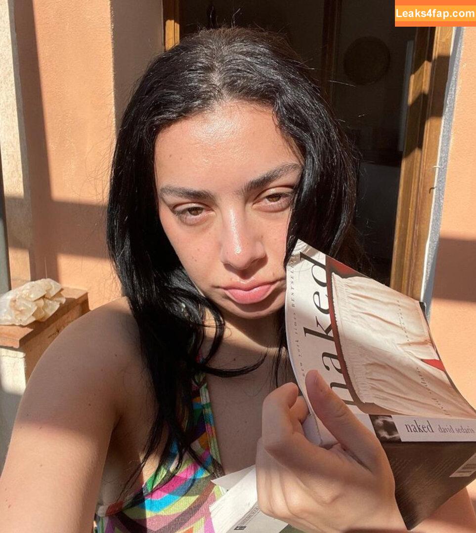 Charli XCX / charli_xcx / charlignarly / charlixcx / https: leaked photo photo #0654
