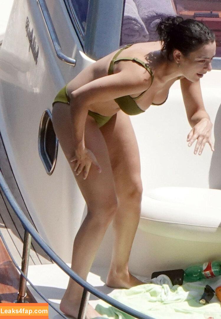 Charli XCX / charli_xcx / charlignarly / charlixcx / https: leaked photo photo #0676