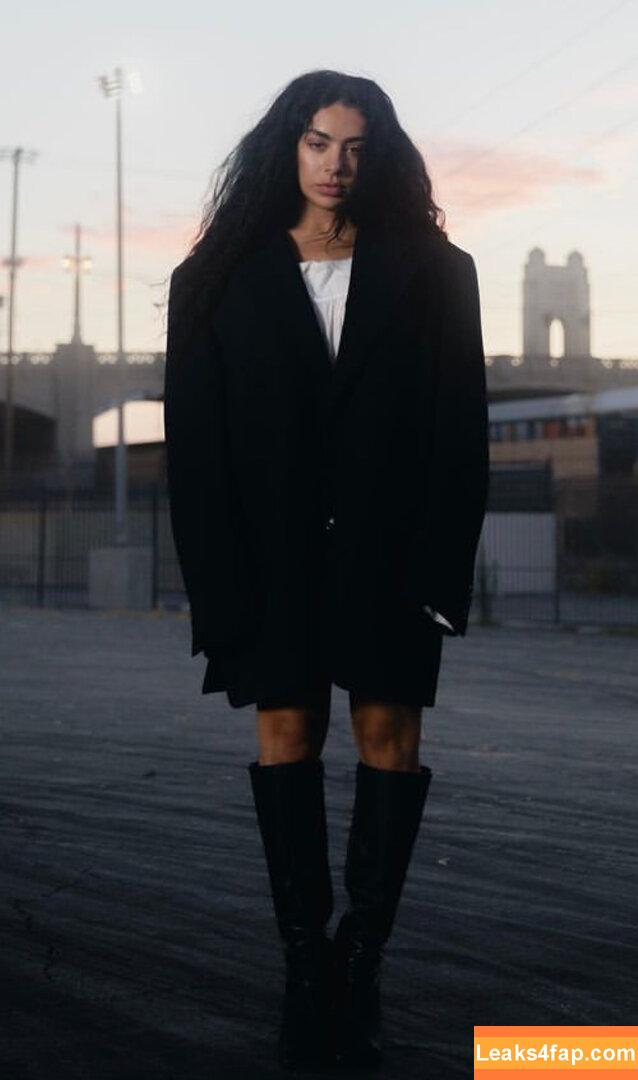 Charli XCX / charli_xcx / charlignarly / charlixcx / https: leaked photo photo #0704