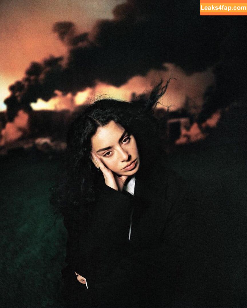 Charli XCX / charli_xcx / charlignarly / charlixcx / https: leaked photo photo #0714