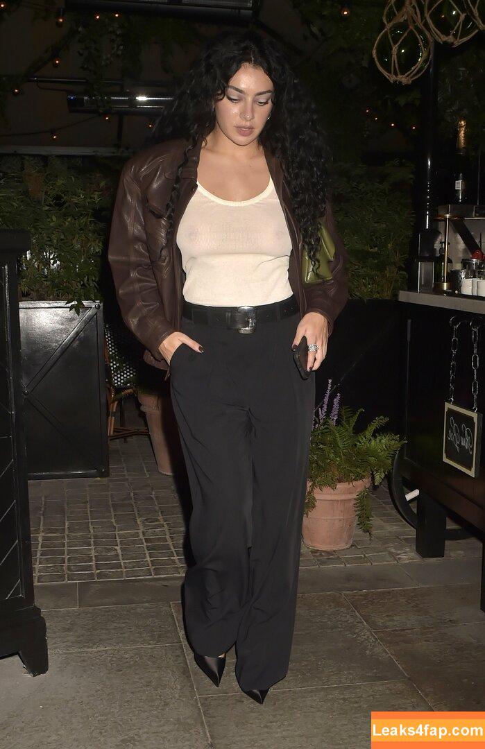 Charli XCX / charli_xcx / charlignarly / charlixcx / https: leaked photo photo #0736