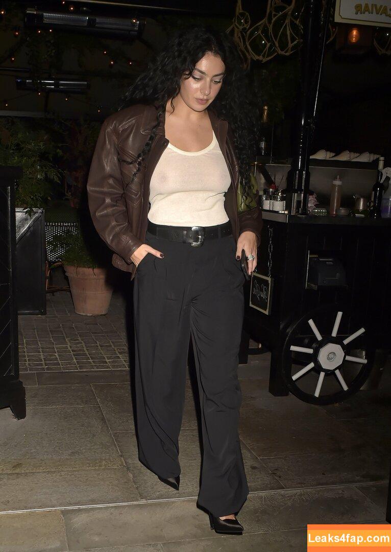 Charli XCX / charli_xcx / charlignarly / charlixcx / https: leaked photo photo #0737