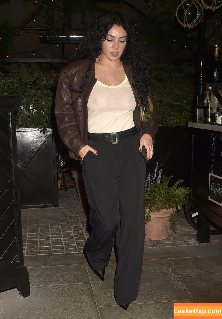 Charli XCX / charli_xcx / charlignarly / charlixcx / https: leaked photo photo #0740