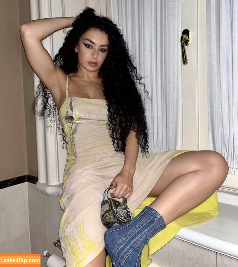 Charli XCX / charli_xcx / charlignarly / charlixcx / https: leaked photo photo #0745