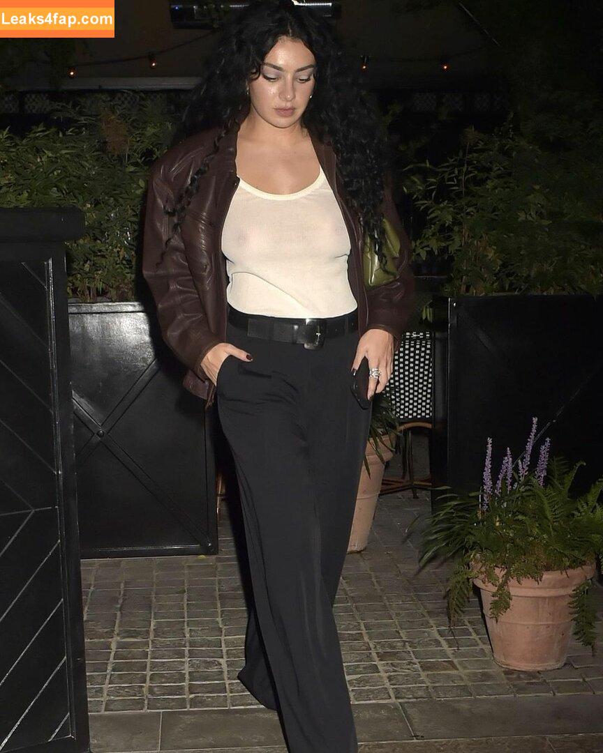 Charli XCX / charli_xcx / charlignarly / charlixcx / https: leaked photo photo #0748