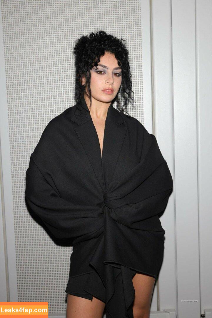 Charli XCX / charli_xcx / charlignarly / charlixcx / https: leaked photo photo #0752