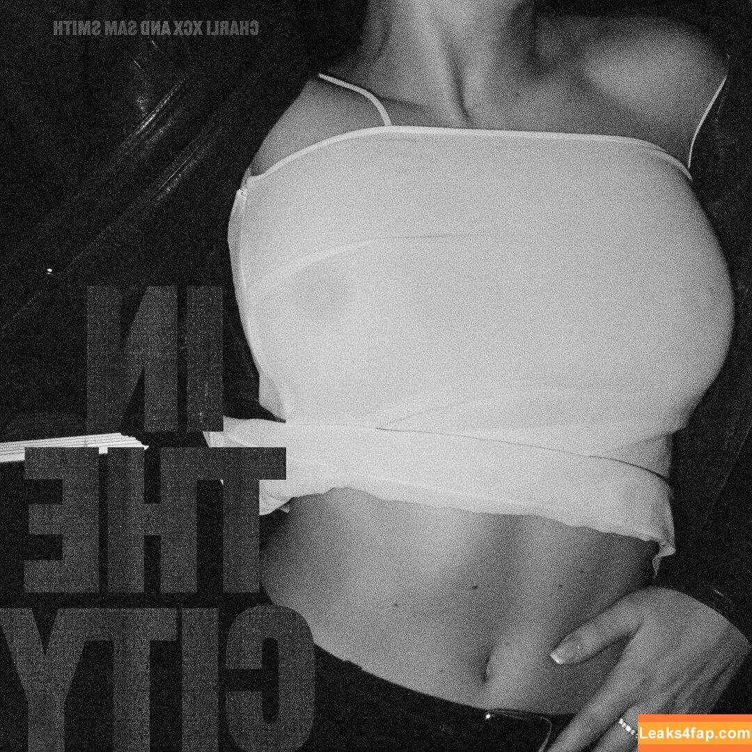 Charli XCX / charli_xcx / charlignarly / charlixcx / https: leaked photo photo #0758