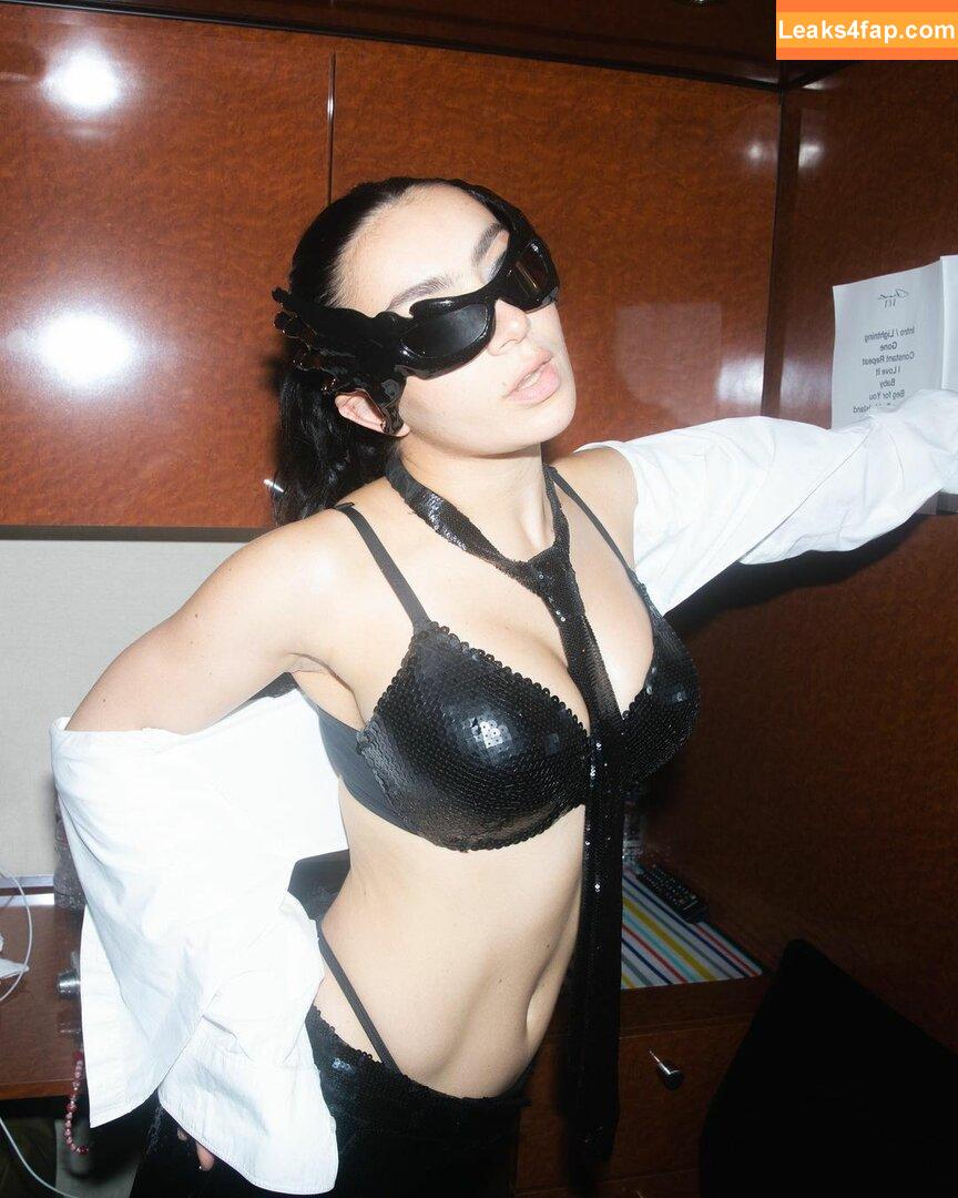 Charli XCX / charli_xcx / charlignarly / charlixcx / https: leaked photo photo #0813