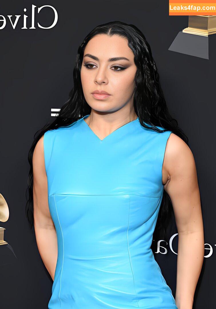 Charli XCX / charli_xcx / charlignarly / charlixcx / https: leaked photo photo #0843