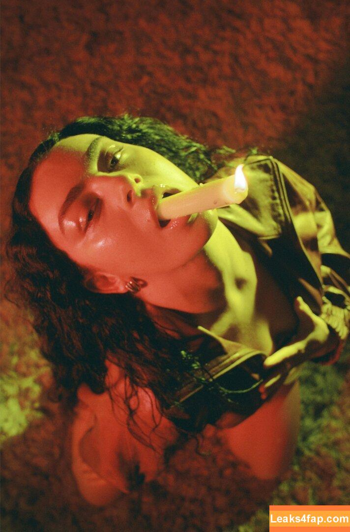 Charli XCX / charli_xcx / charlignarly / charlixcx / https: leaked photo photo #0856