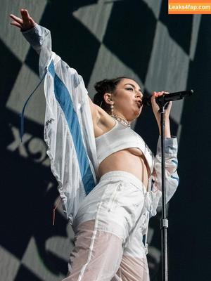 Charli XCX photo #0141