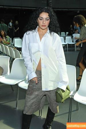 Charli XCX photo #0734