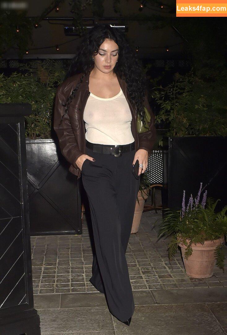 Charli XCX / charli_xcx / charlignarly / charlixcx / https: leaked photo photo #1048