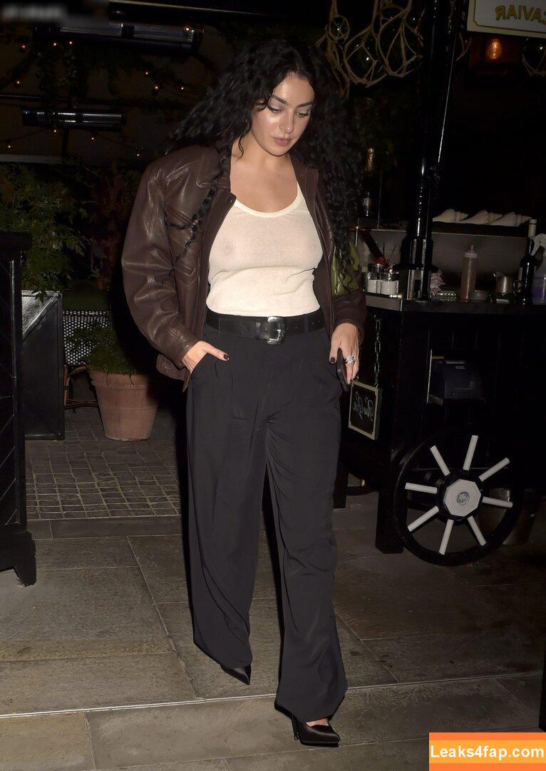 Charli XCX / charli_xcx / charlignarly / charlixcx / https: leaked photo photo #1051