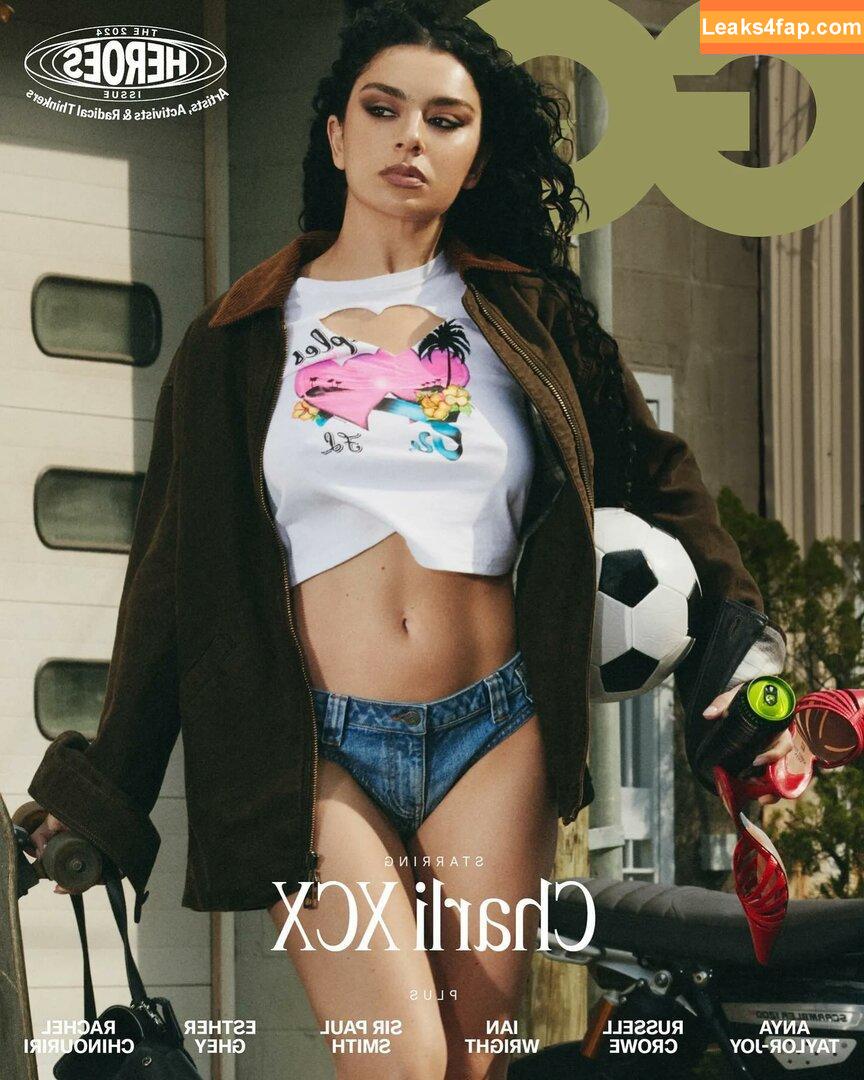 Charli XCX / charli_xcx / charlignarly / charlixcx / https: leaked photo photo #1095