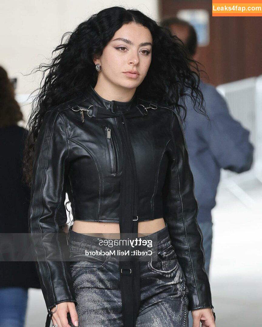 Charli XCX / charli_xcx / charlignarly / charlixcx / https: leaked photo photo #1102
