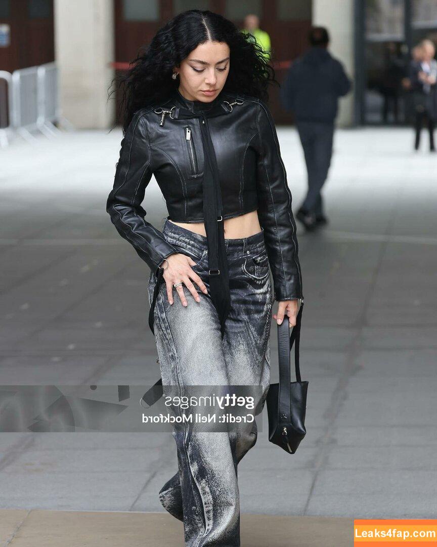 Charli XCX / charli_xcx / charlignarly / charlixcx / https: leaked photo photo #1104