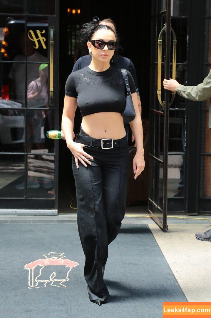 Charli XCX / charli_xcx / charlignarly / charlixcx / https: leaked photo photo #1138