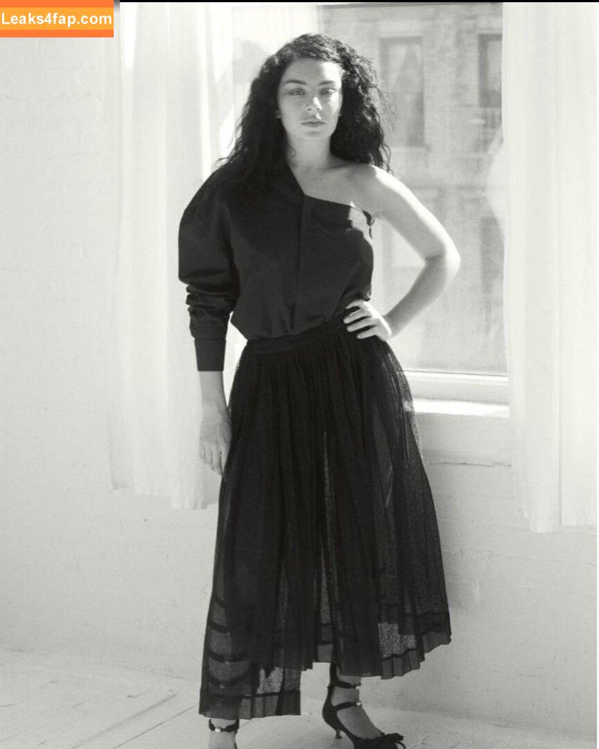 Charli XCX / charli_xcx / charlignarly / charlixcx / https: leaked photo photo #1220