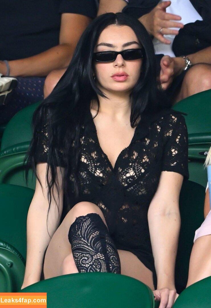 Charli XCX / charli_xcx / charlignarly / charlixcx / https: leaked photo photo #1362