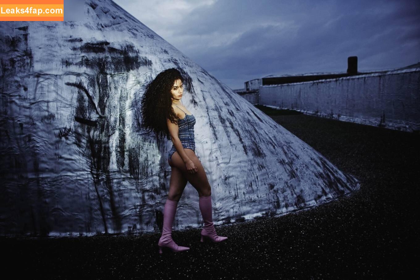 Charli XCX / charli_xcx / charlignarly / charlixcx / https: leaked photo photo #1393