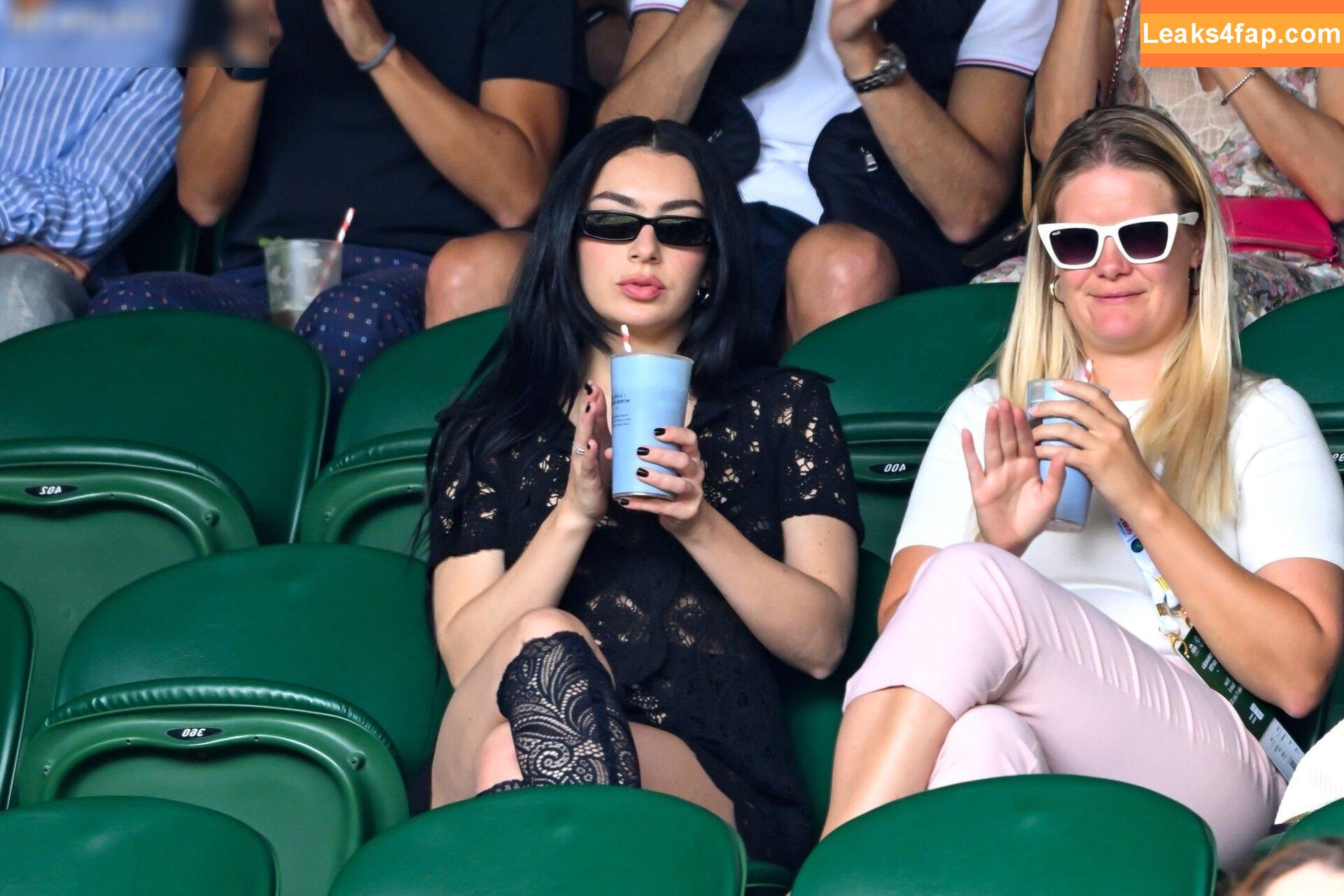 Charli XCX / charli_xcx / charlignarly / charlixcx / https: leaked photo photo #1410