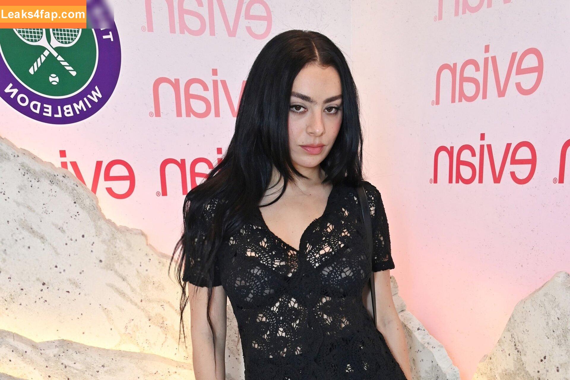 Charli XCX / charli_xcx / charlignarly / charlixcx / https: leaked photo photo #1419