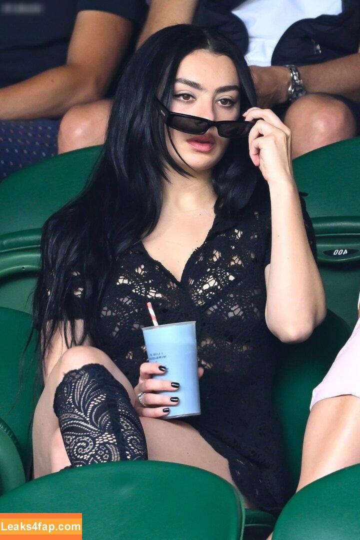 Charli XCX / charli_xcx / charlignarly / charlixcx / https: leaked photo photo #1421