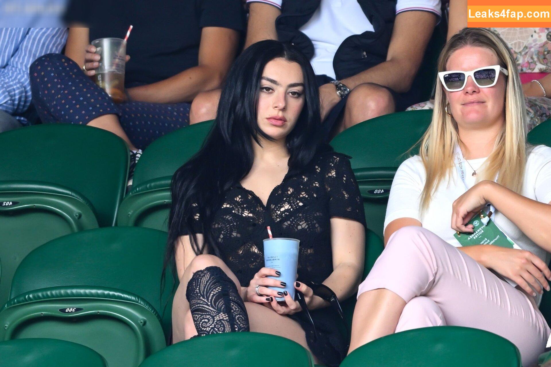 Charli XCX / charli_xcx / charlignarly / charlixcx / https: leaked photo photo #1427