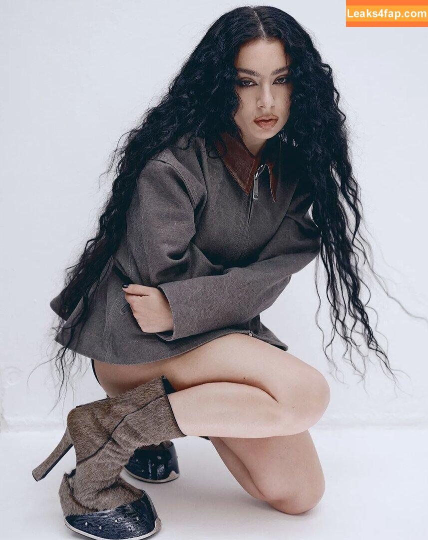 Charli XCX / charli_xcx / charlignarly / charlixcx / https: leaked photo photo #1441