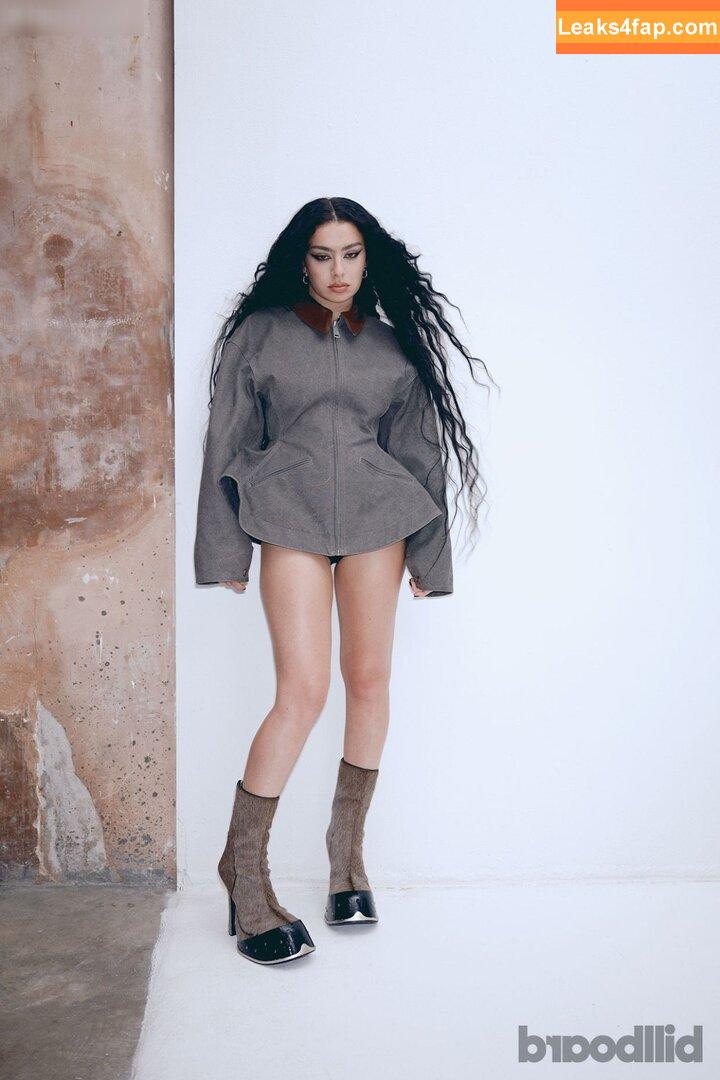 Charli XCX / charli_xcx / charlignarly / charlixcx / https: leaked photo photo #1499