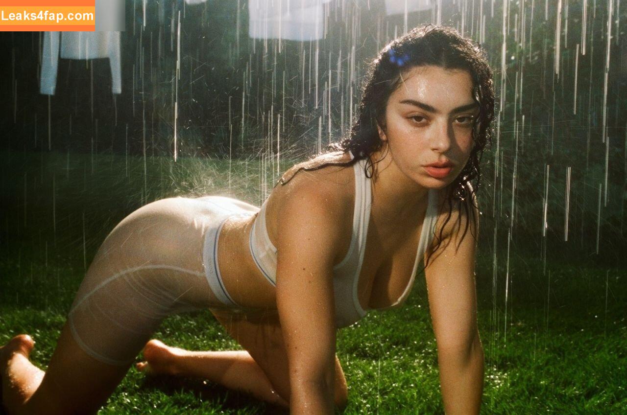 Charli XCX / charli_xcx / charlignarly / charlixcx / https: leaked photo photo #1513