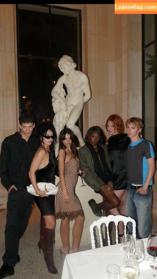 Charli XCX / charli_xcx / charlignarly / charlixcx / https: leaked photo photo #1544