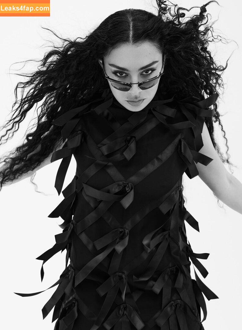 Charli XCX / charli_xcx / charlignarly / charlixcx / https: leaked photo photo #1564
