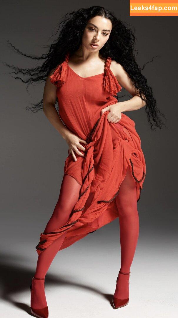 Charli XCX / charli_xcx / charlignarly / charlixcx / https: leaked photo photo #1567