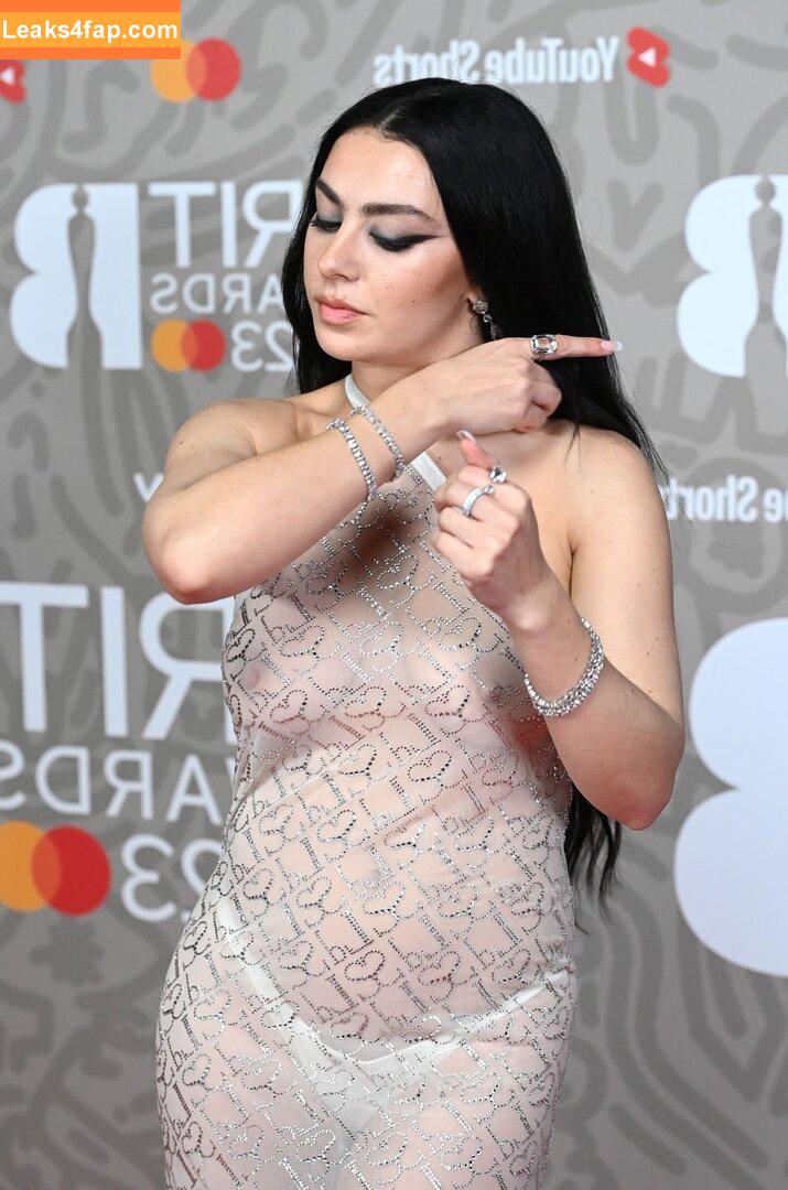 Charli XCX / charli_xcx / charlignarly / charlixcx / https: leaked photo photo #1582