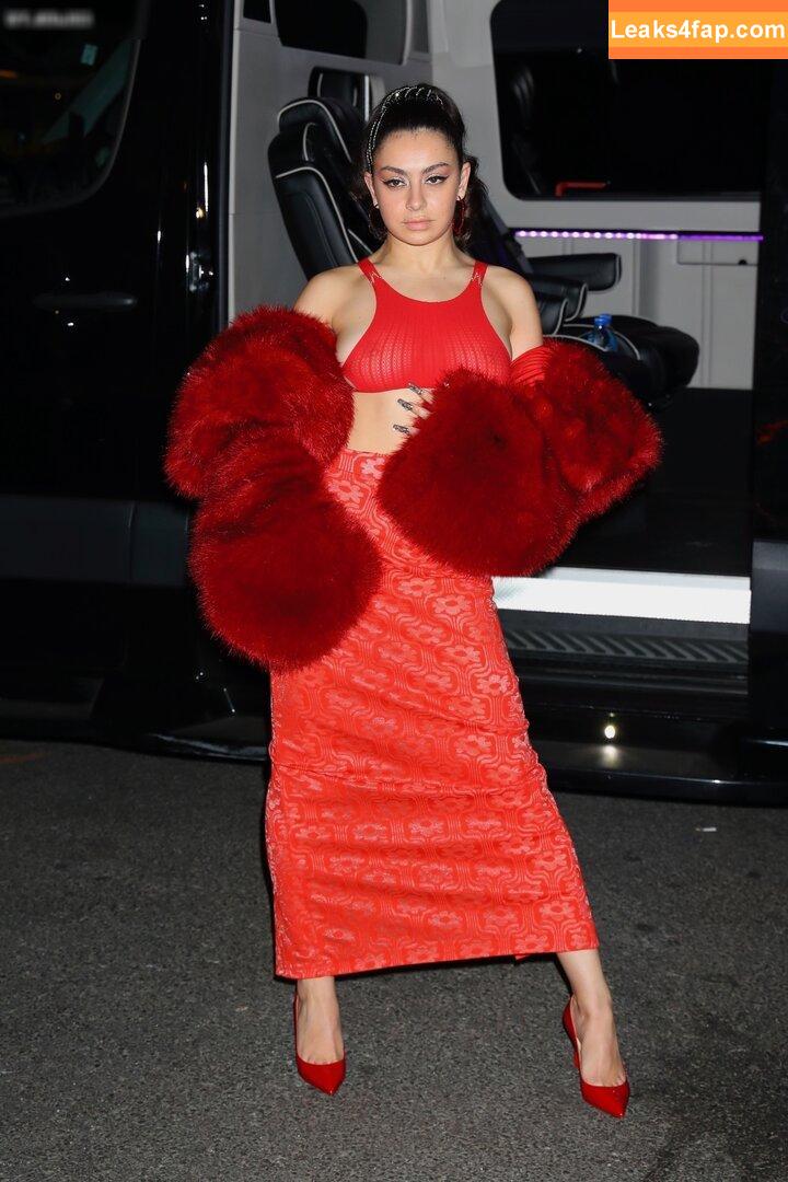 Charli XCX / charli_xcx / charlignarly / charlixcx / https: leaked photo photo #1592