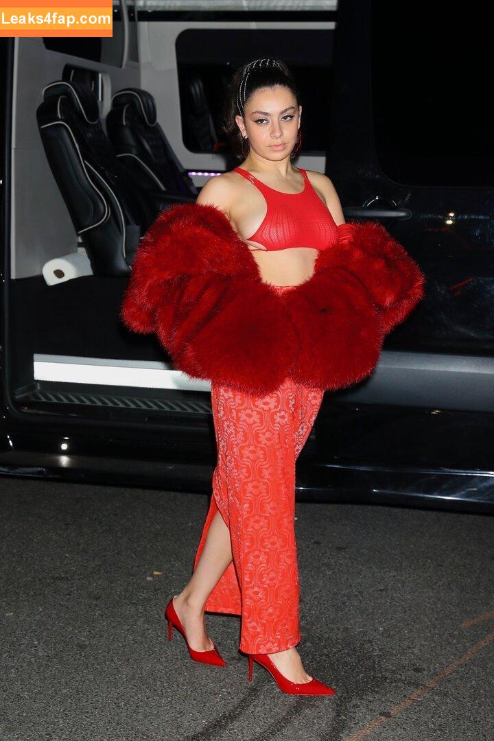 Charli XCX / charli_xcx / charlignarly / charlixcx / https: leaked photo photo #1596