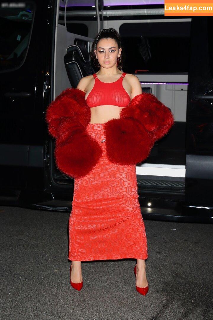 Charli XCX / charli_xcx / charlignarly / charlixcx / https: leaked photo photo #1598