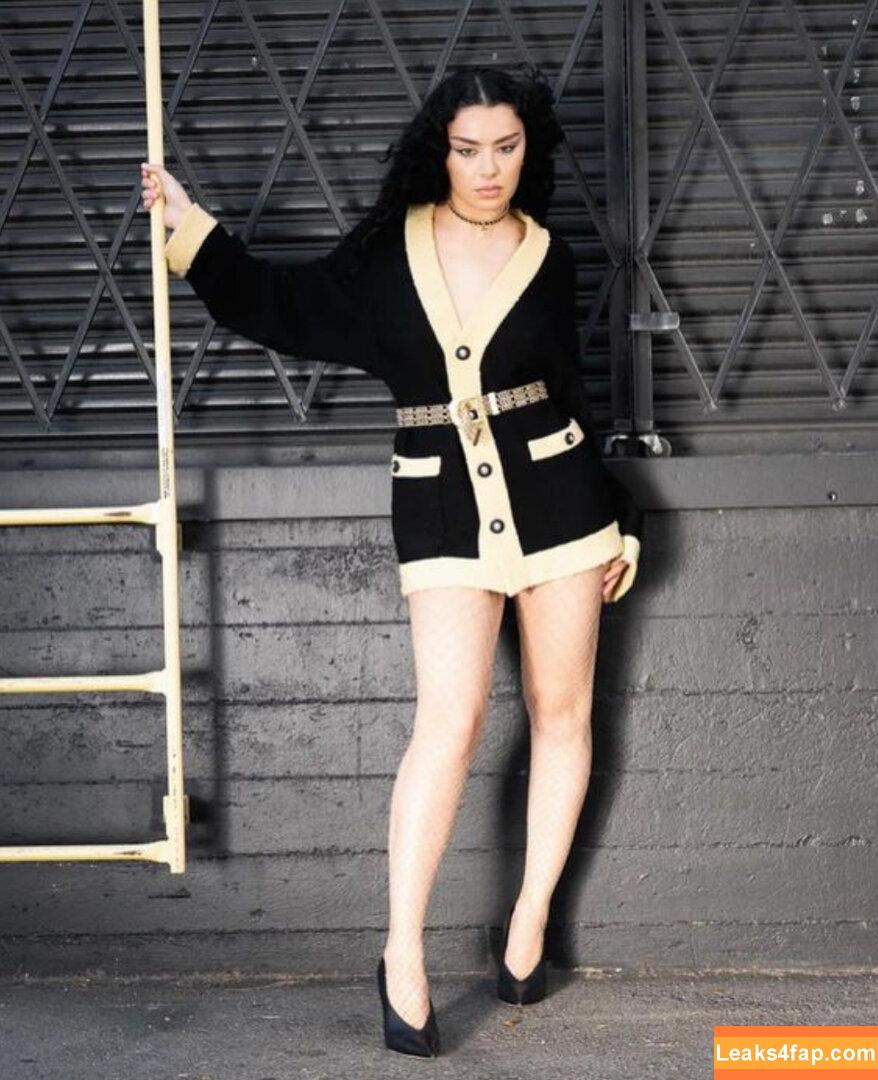 Charli XCX / charli_xcx / charlignarly / charlixcx / https: leaked photo photo #1627