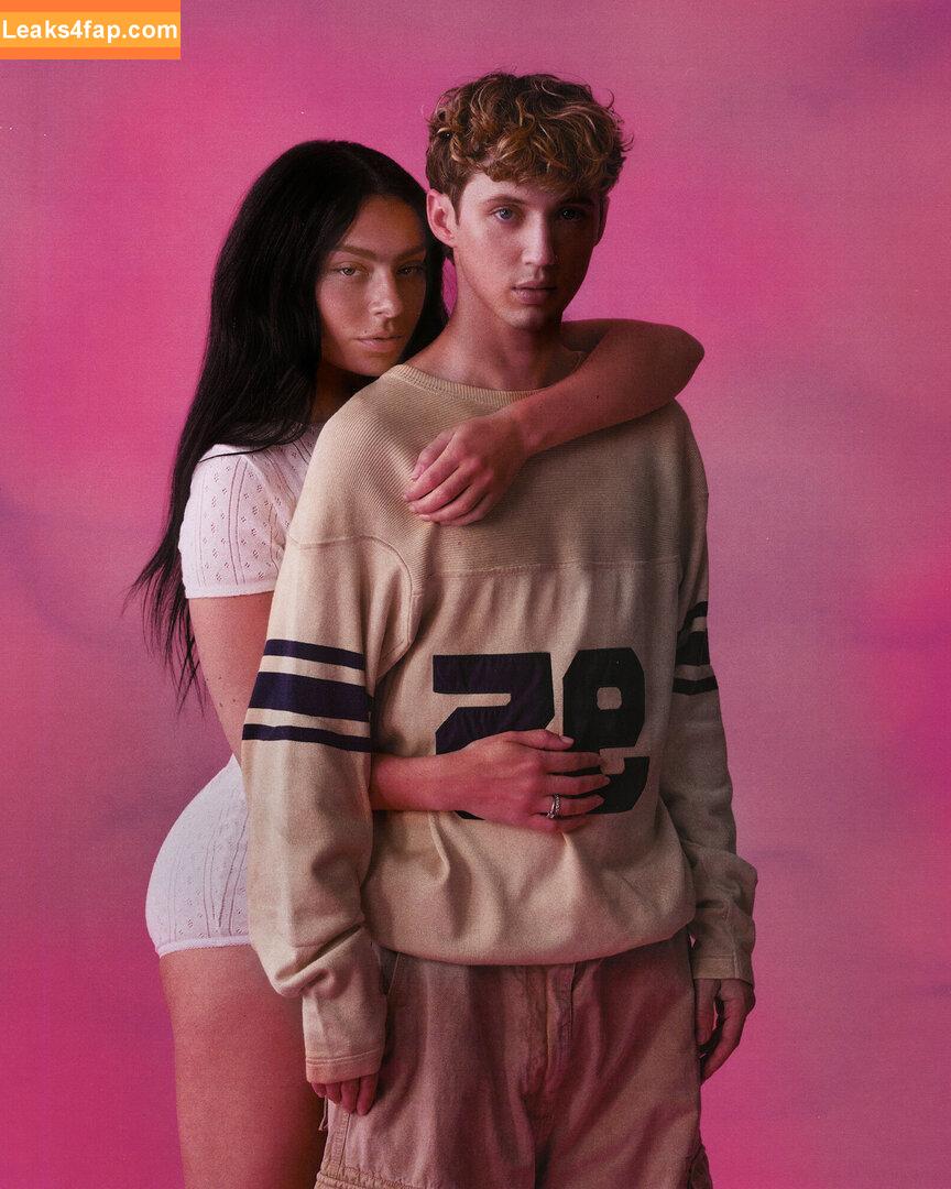 Charli XCX / charli_xcx / charlignarly / charlixcx / https: leaked photo photo #1657