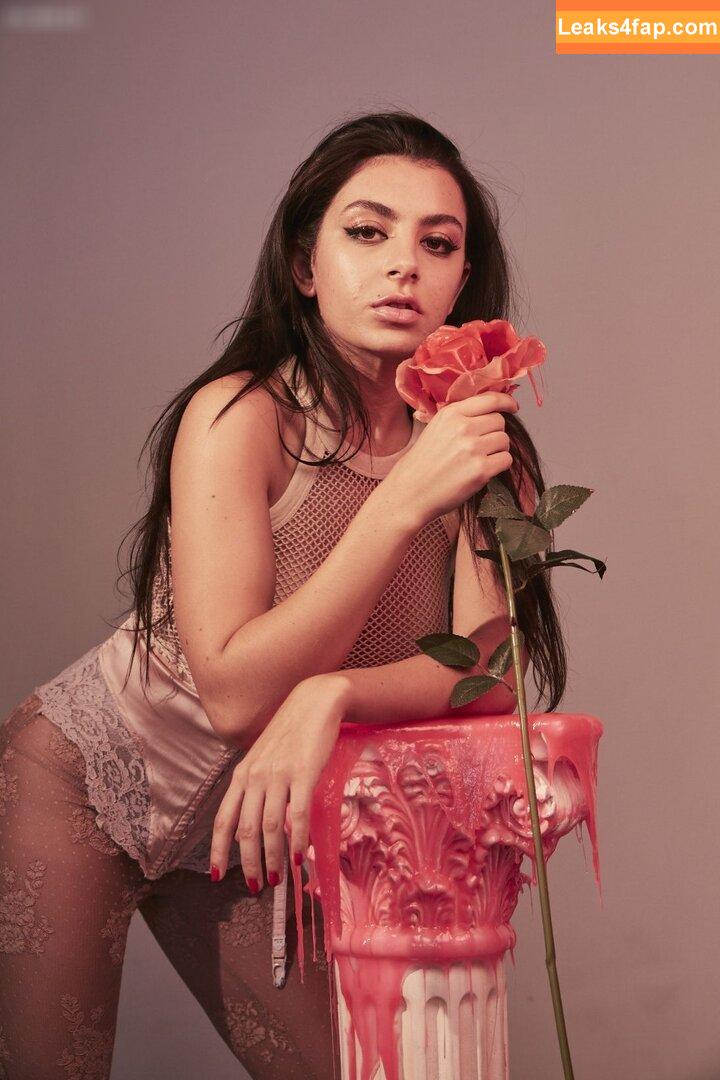 Charli XCX / charli_xcx / charlignarly / charlixcx / https: leaked photo photo #1695