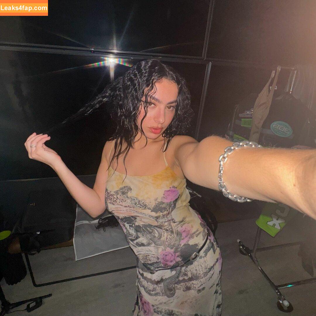 Charli XCX / charli_xcx / charlignarly / charlixcx / https: leaked photo photo #1739