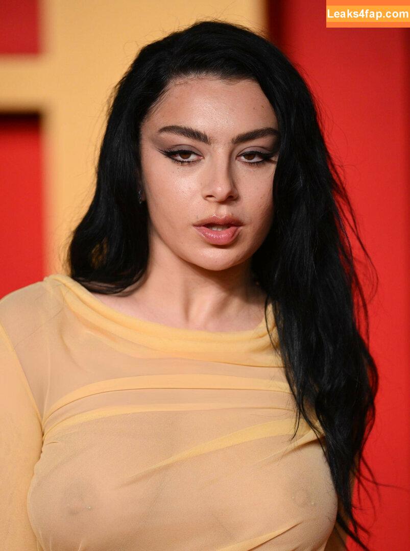 Charli XCX / charli_xcx / charlignarly / charlixcx / https: leaked photo photo #1770