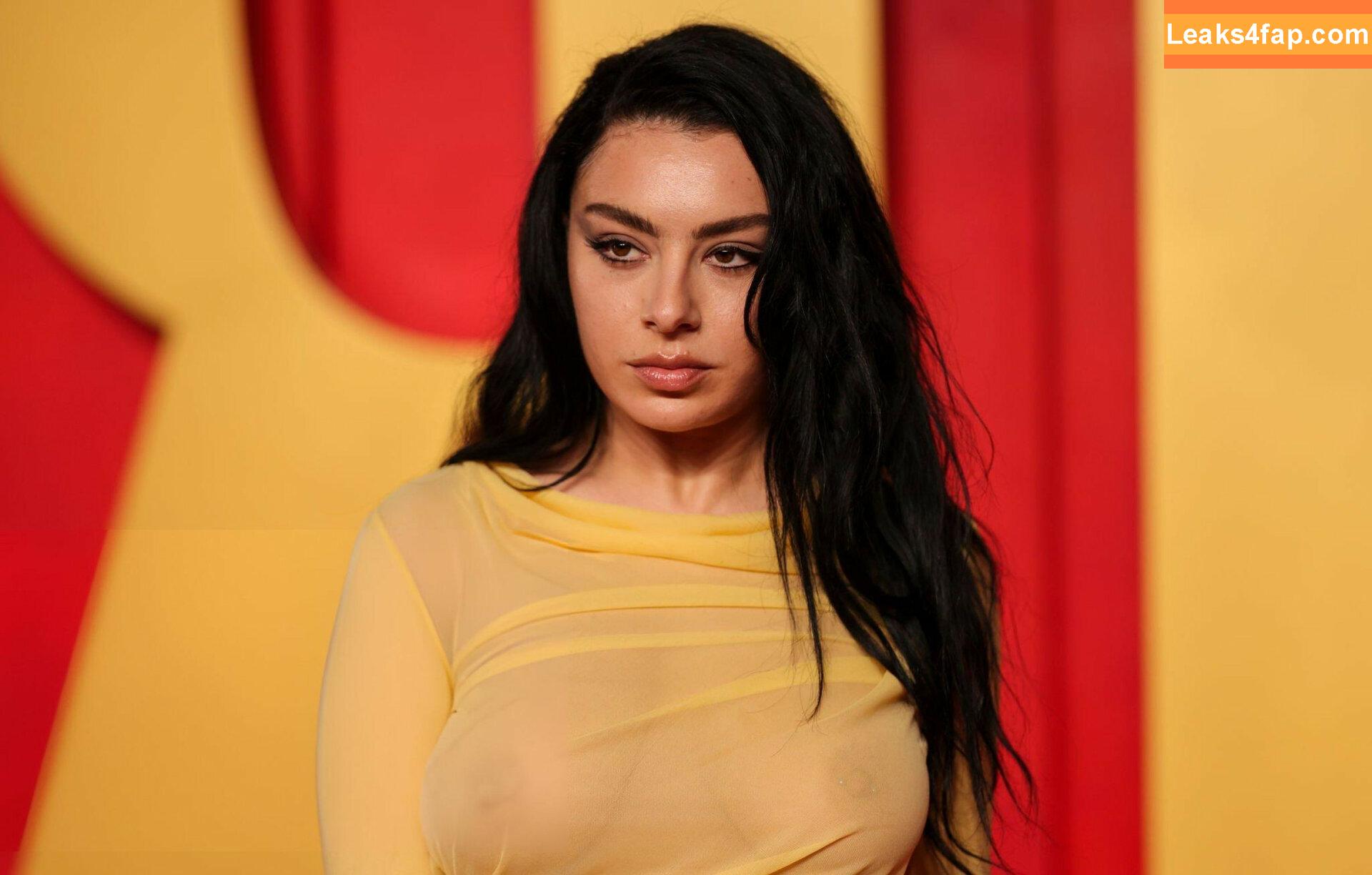 Charli XCX / charli_xcx / charlignarly / charlixcx / https: leaked photo photo #1772