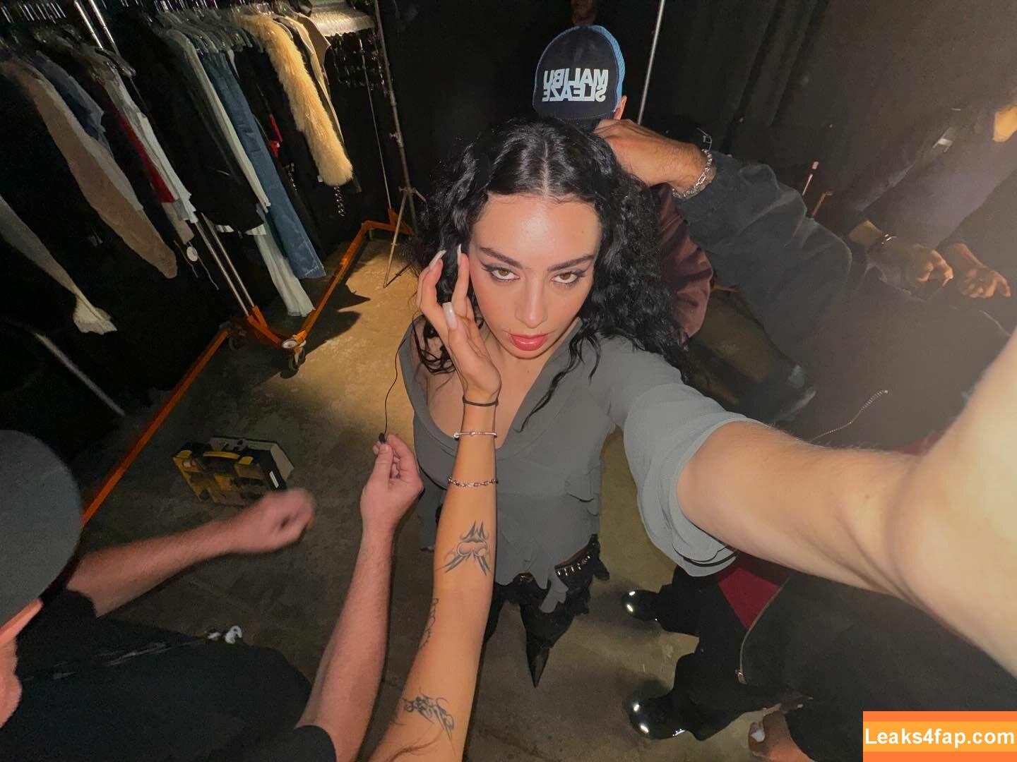 Charli XCX / charli_xcx / charlignarly / charlixcx / https: leaked photo photo #1808