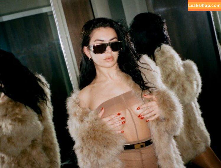 Charli XCX / charli_xcx / charlignarly / charlixcx / https: leaked photo photo #1835