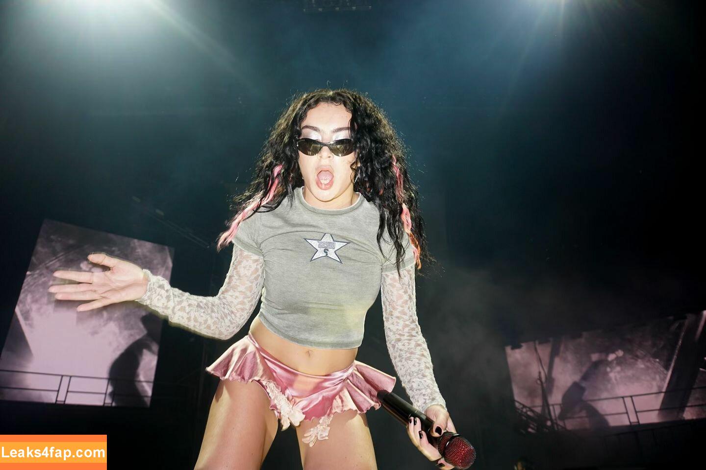 Charli XCX / charli_xcx / charlignarly / charlixcx / https: leaked photo photo #1845